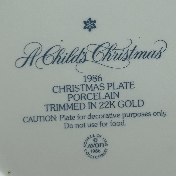 Holiday Snowman Decorative Plate - Picture 3 of 5